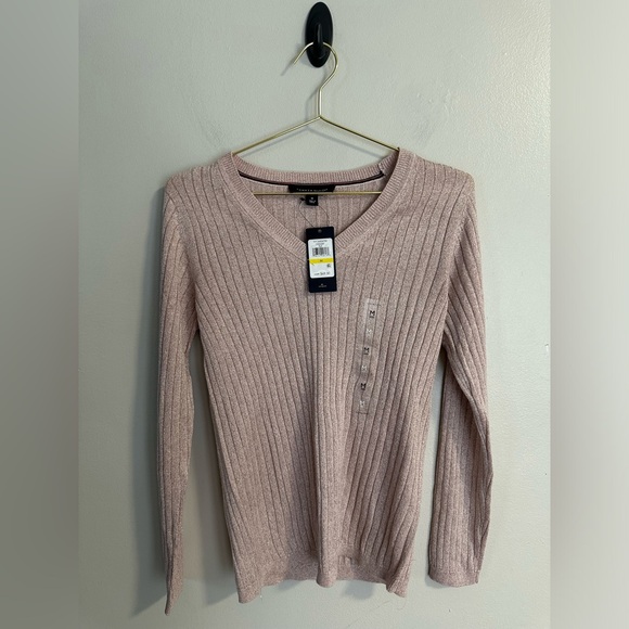 Tommy Hilfiger Women's Metallic-Knit Ribbed V-Neck Ivy Sweater size Medium - Picture 2 of 7